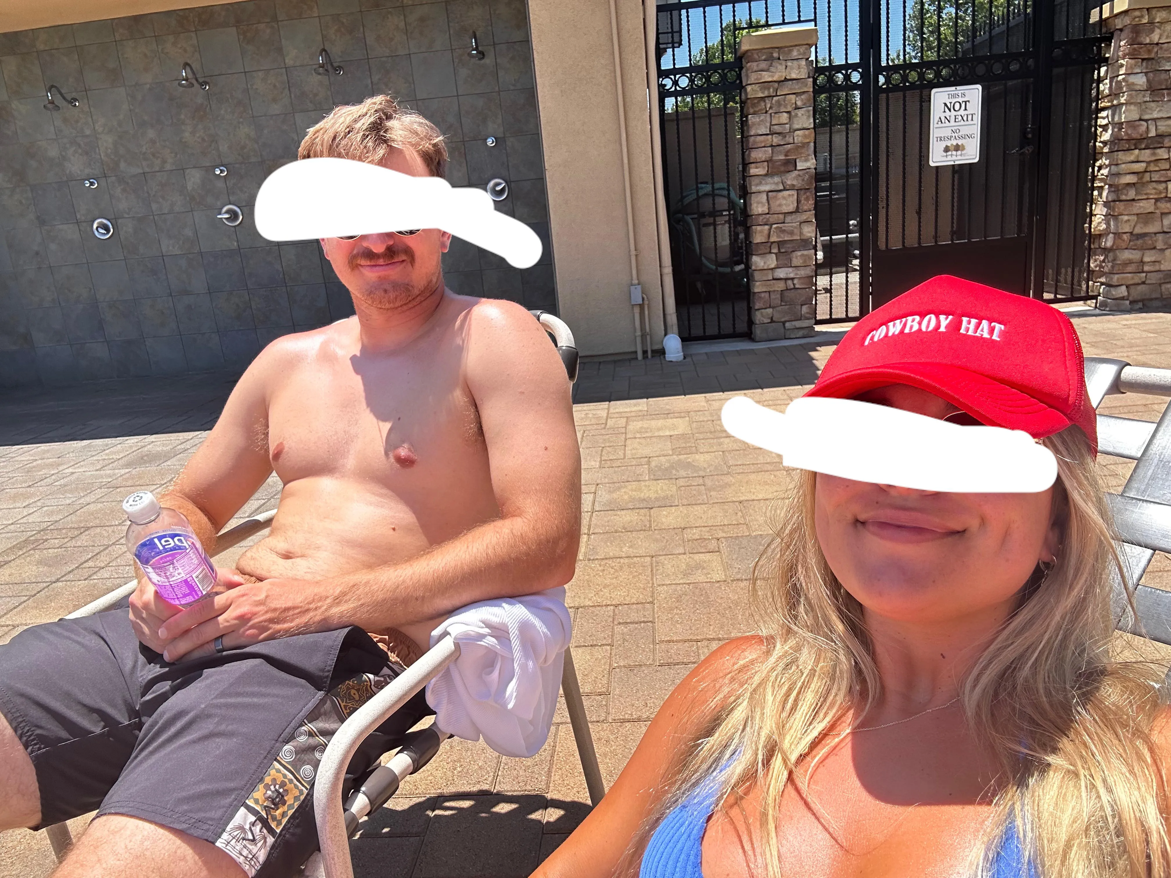 [fm4fm] 27/27- looking for other couples to explore and play with. We are open to pretty much anything . We are both fit and clean