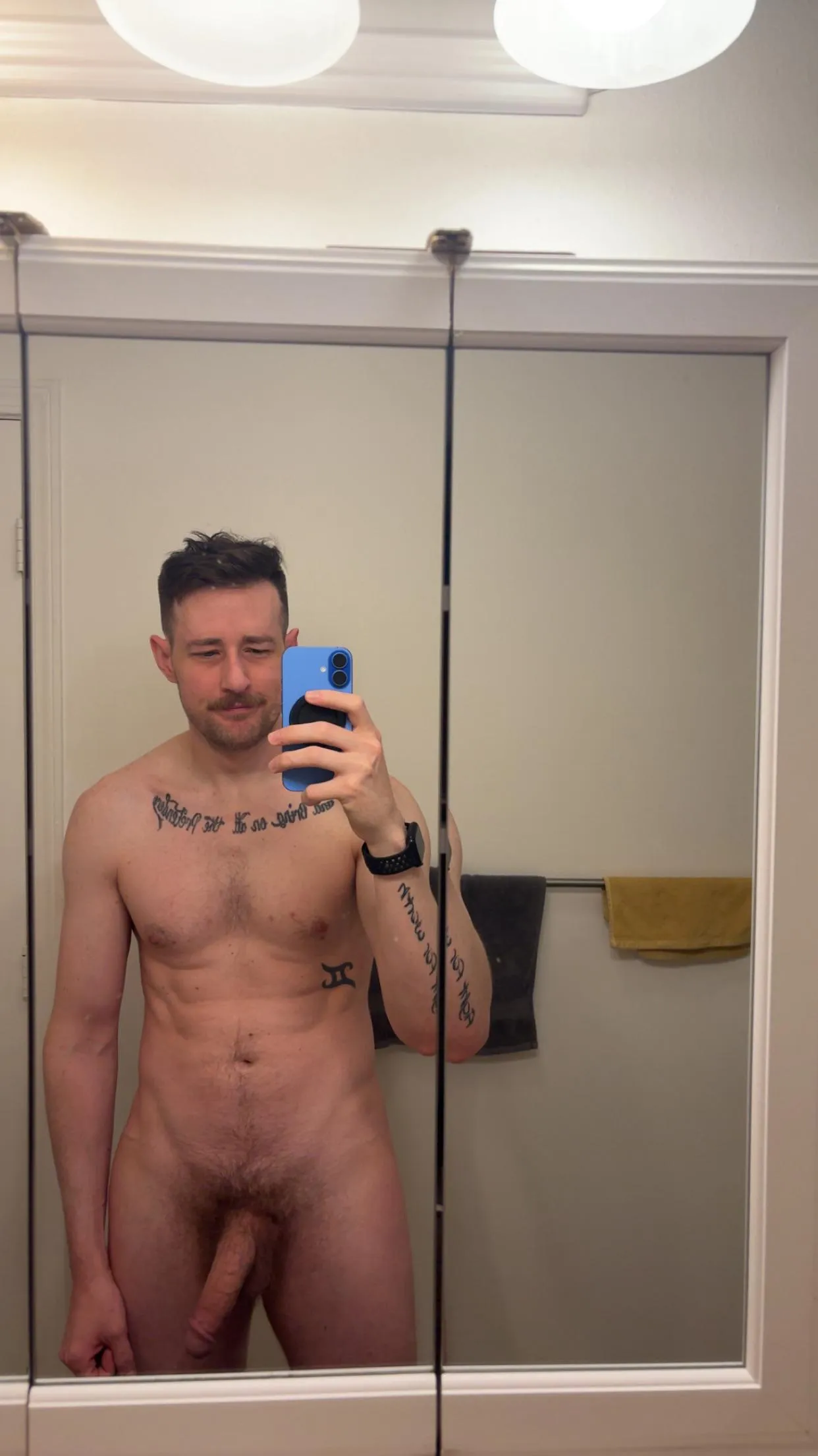 Happy Friday dudes, gays, bi’s, and guys!