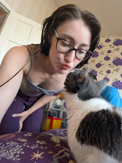 He’s not impressed… but I bet you are 😏