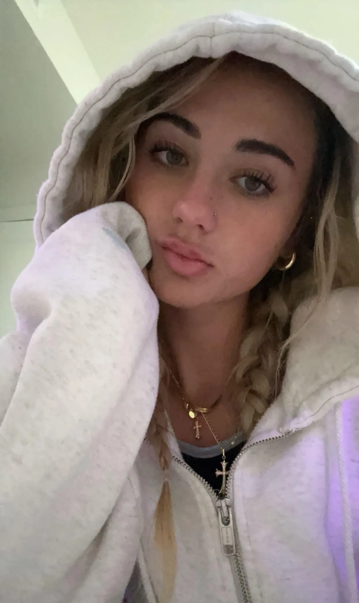 pretty tried, but still sexy?