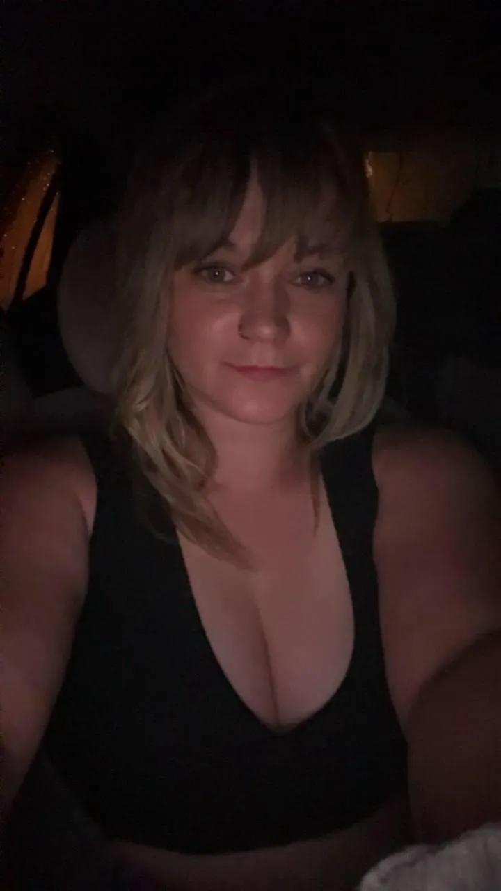 Should I fuck a random redditor who reacts to this 🤤😉