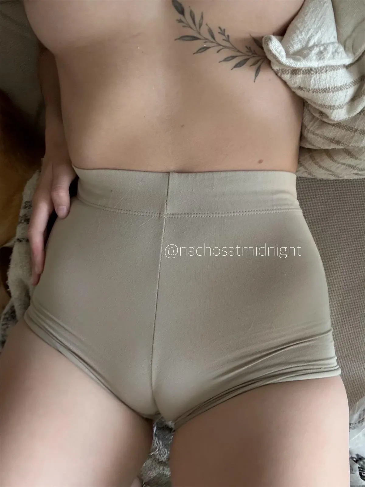 Tight short summer ☀️