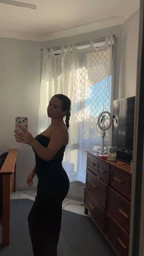 Cute enough to distract you?