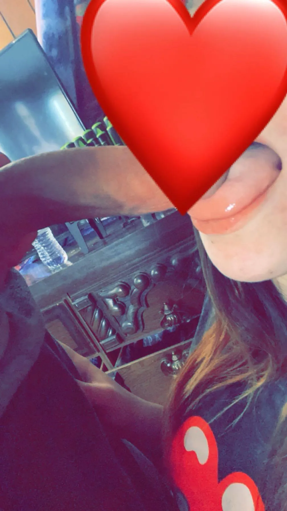 F20 M23 Looking for other couples to have fun with. Dm us!