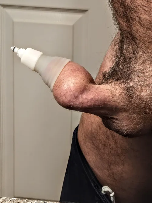 Fit V4 air device worn while erect.