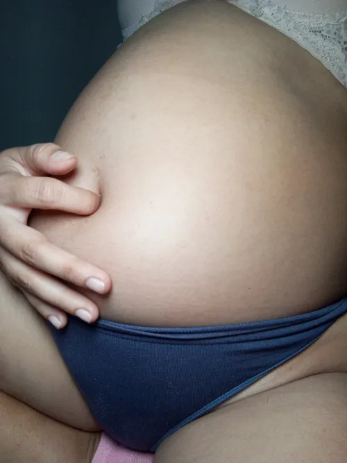 Hello, would you like to fill me up?