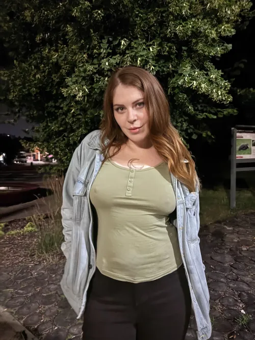 I love distracting the dads at the park.