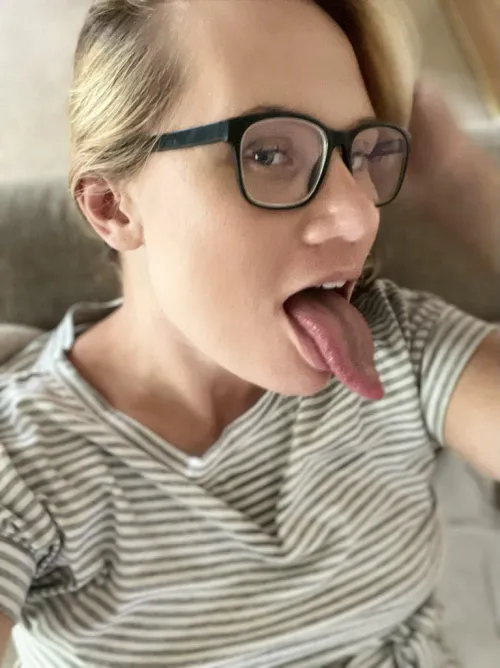 If you think my tongue’s wild, wait until you see where it leads. 😜👅