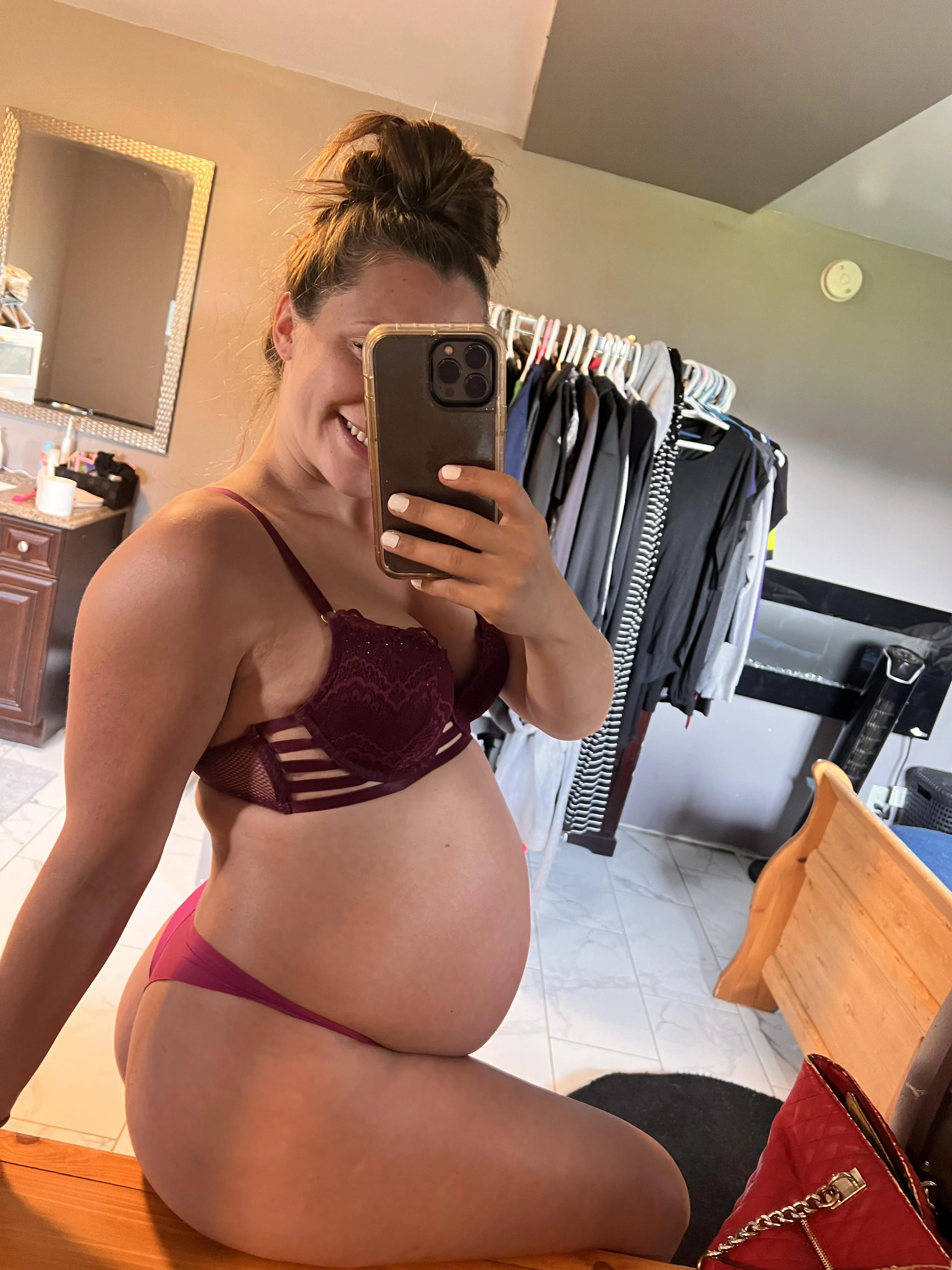 Wearing a sexy bra for you 😘