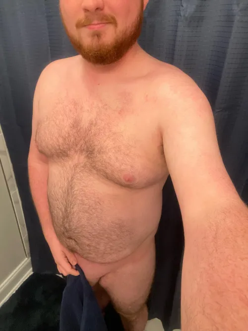 Who wants me to drop the towel?