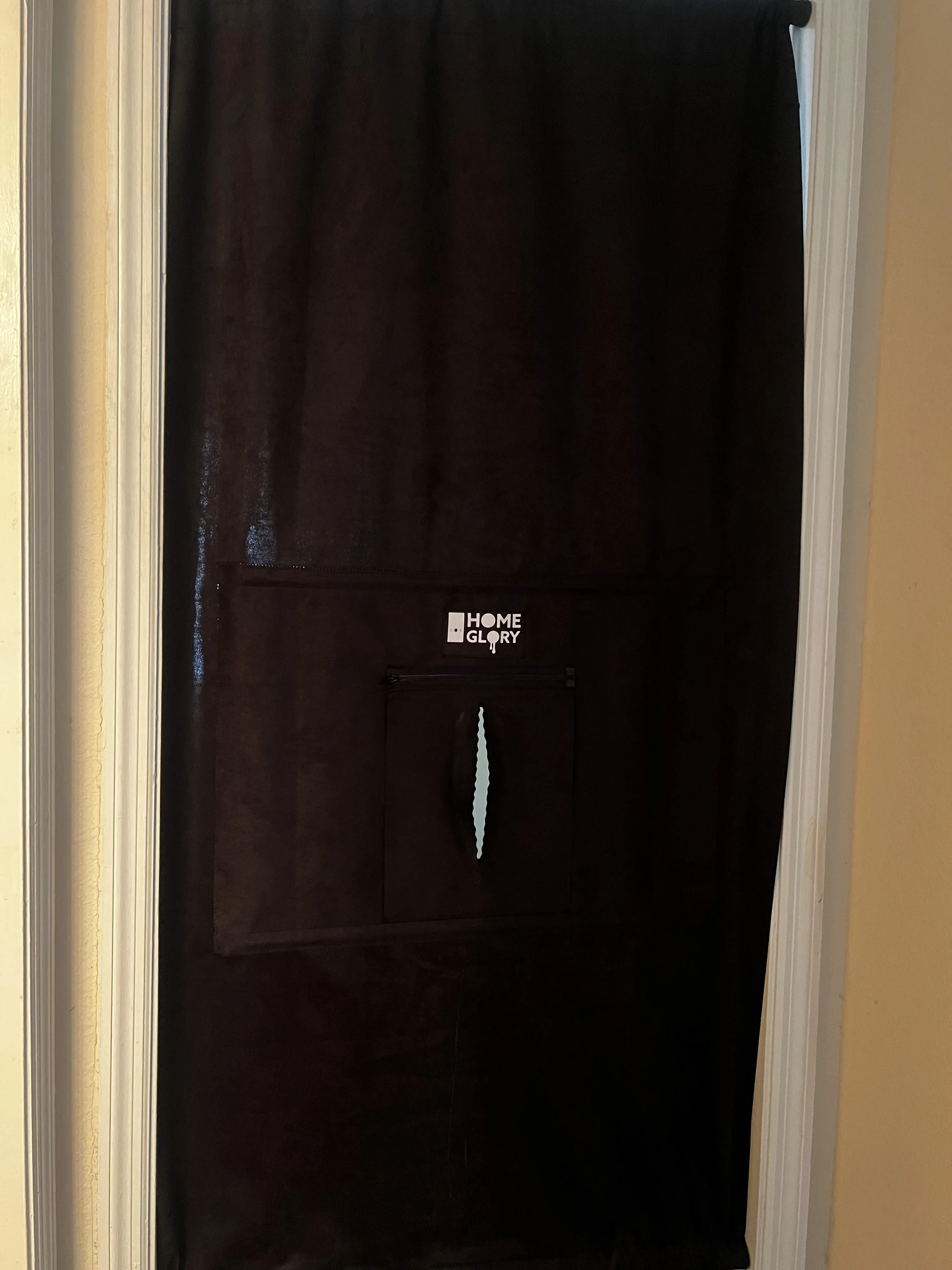 31 [M]4[A] #Broward - Glory Hole Expert Head. Looking for hung to come get sucked anonymously. Send pics in first message. Discreet Quick in and out.