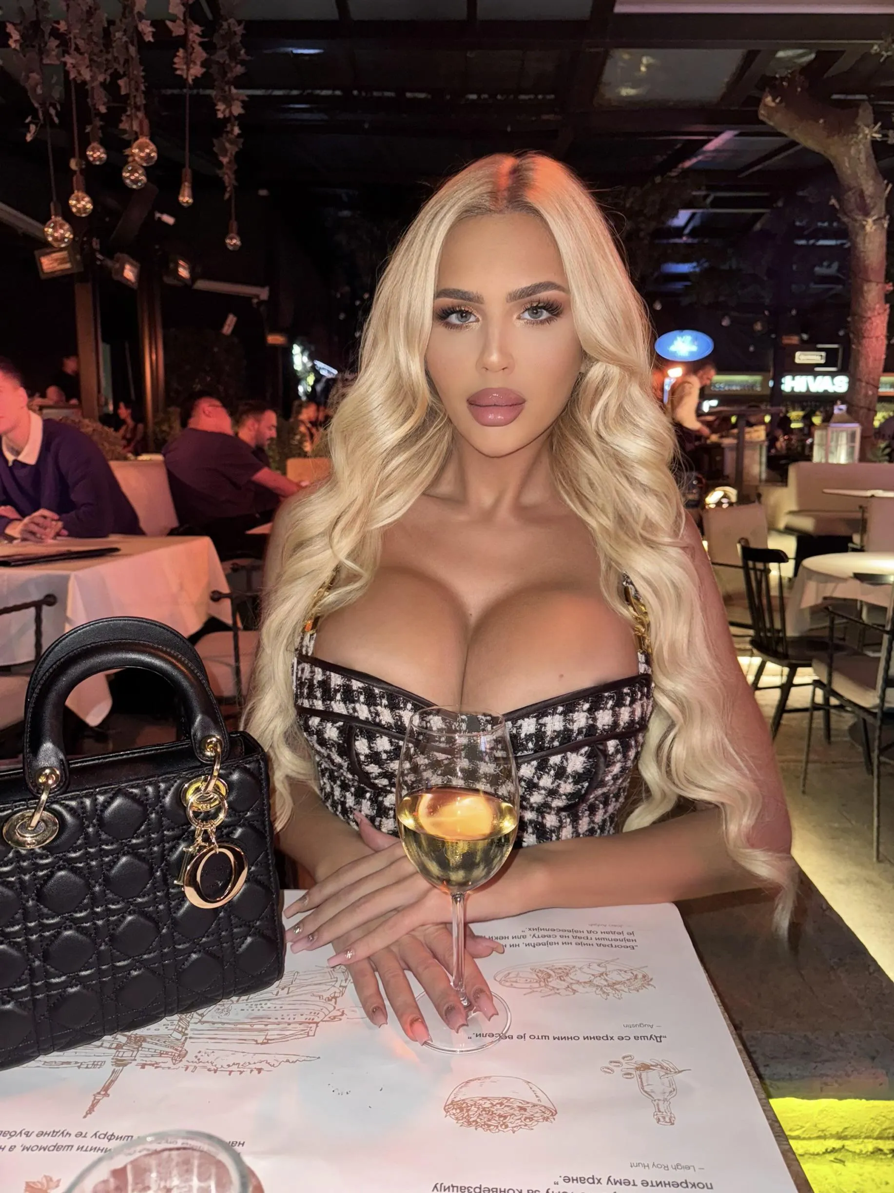 Be honest... fuck me or pass on me?