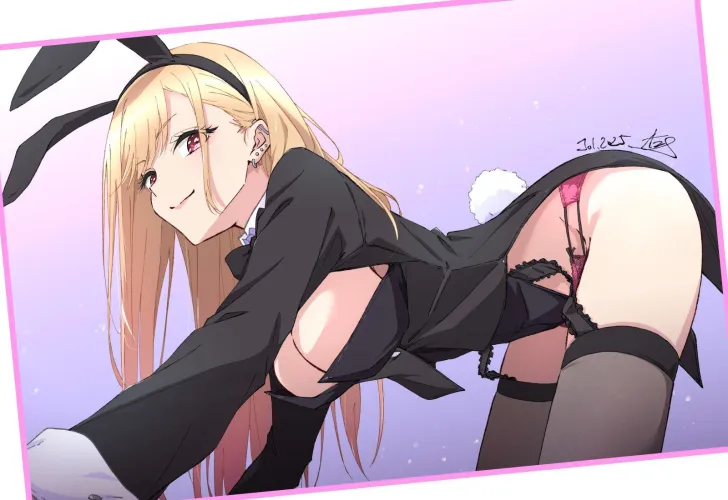 Bunny Marin on all fours