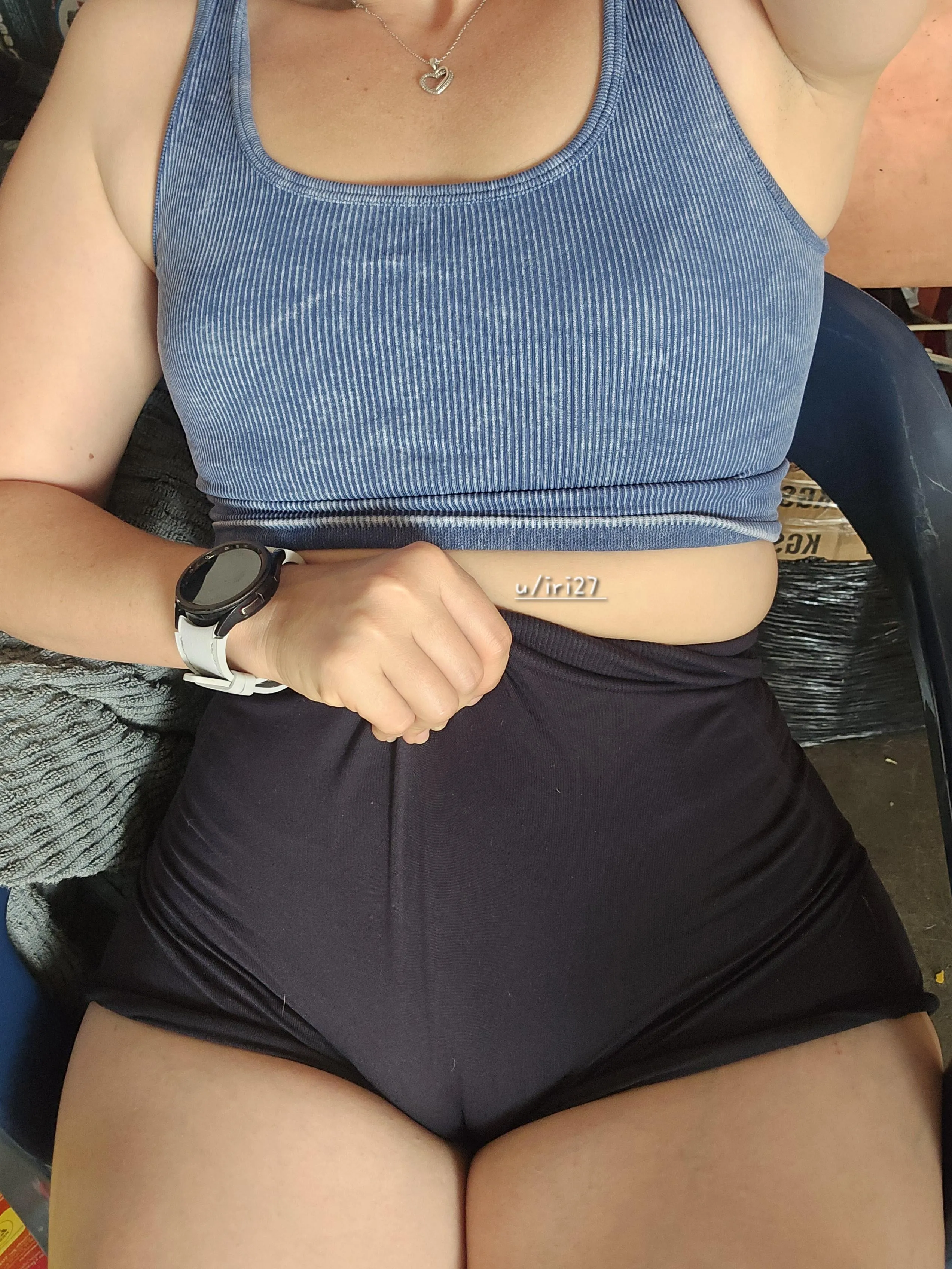 Do you like my cameltoe with these leggings?