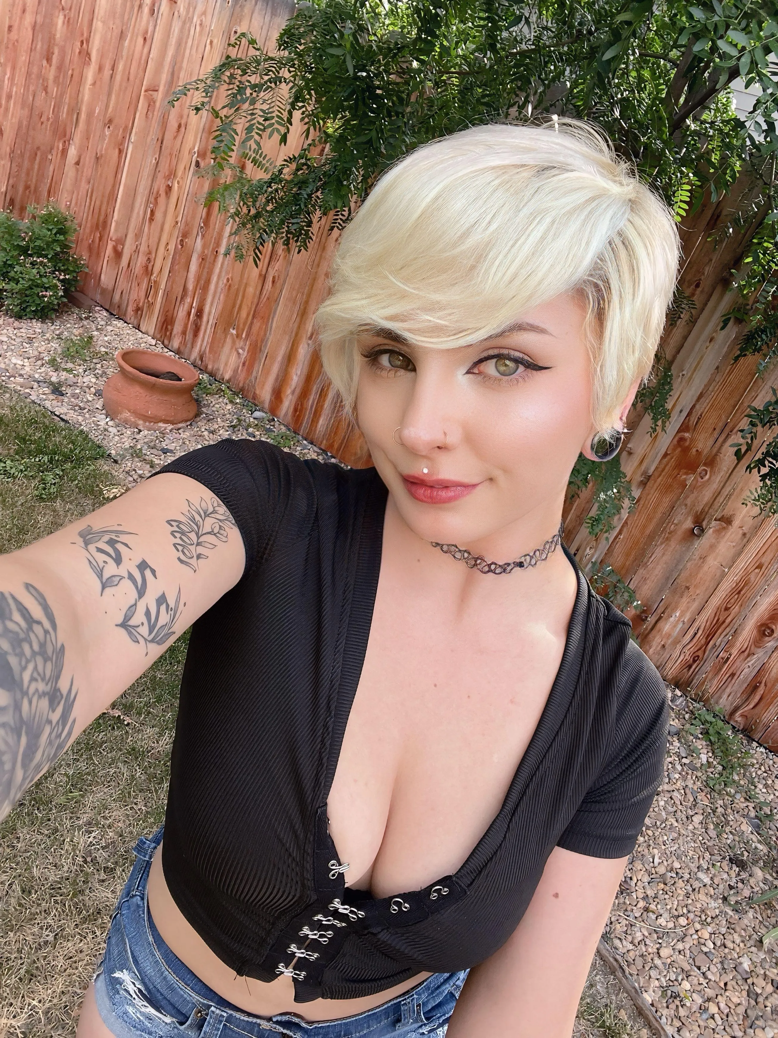 i hope you like girls with short hair c: