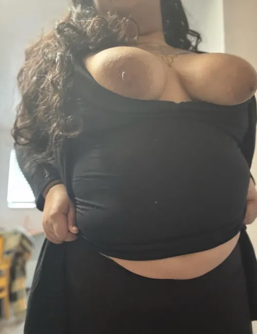 If I was your neighbor what are we doing 👀🥰