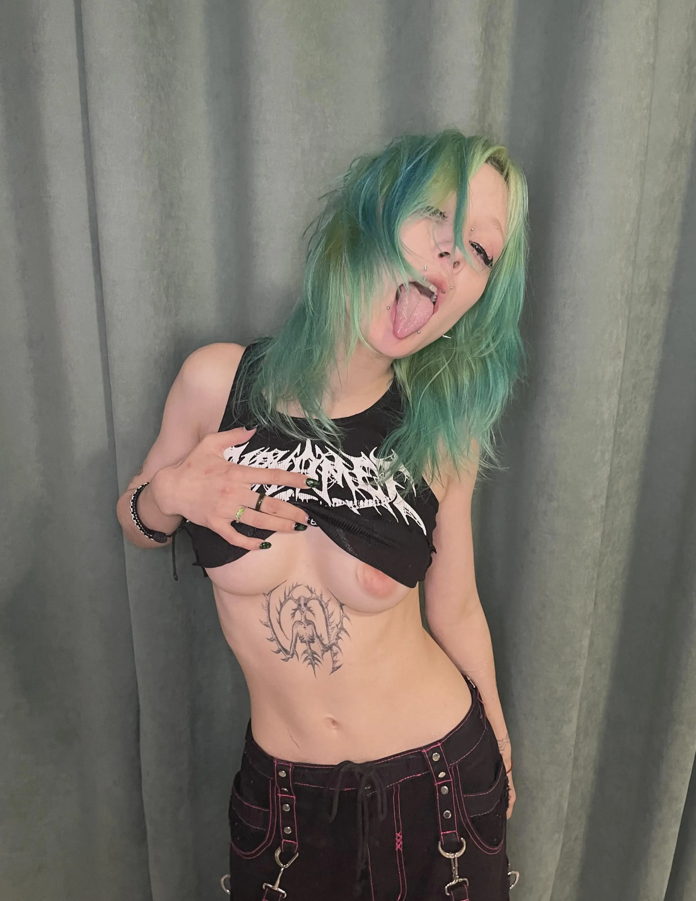 im alone tonight and bored