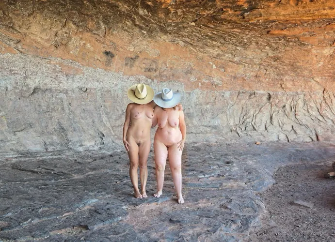 Just hanging out 🤭