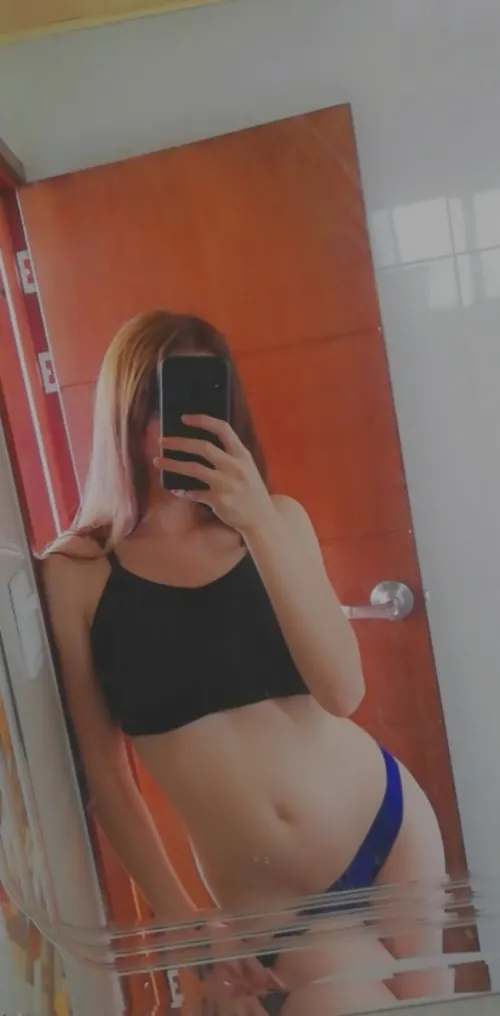 Latina girl ready to fulfill your every fantasy 😈