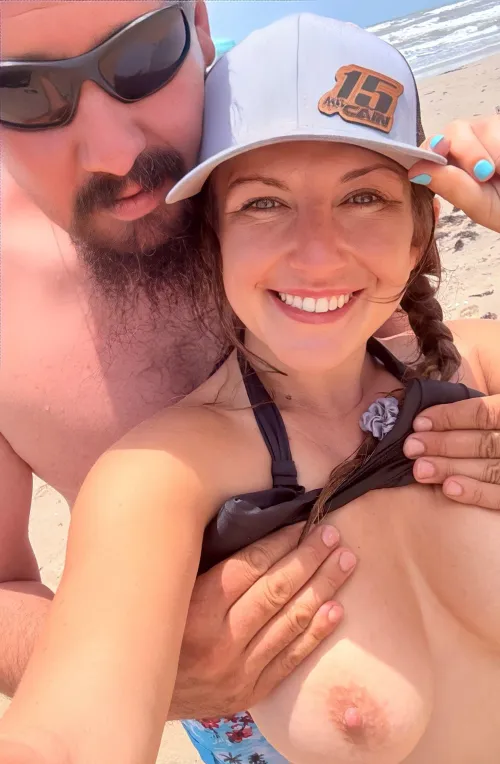 Showing them titties at the beach