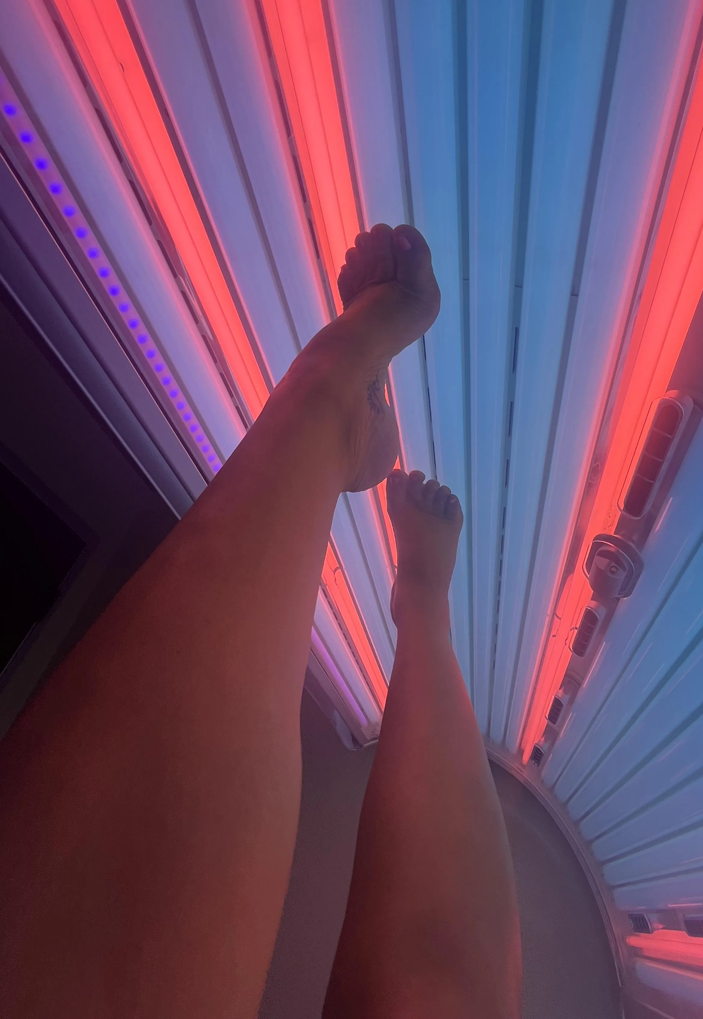 Start at the top and 👅your way down… NO excuses 💋