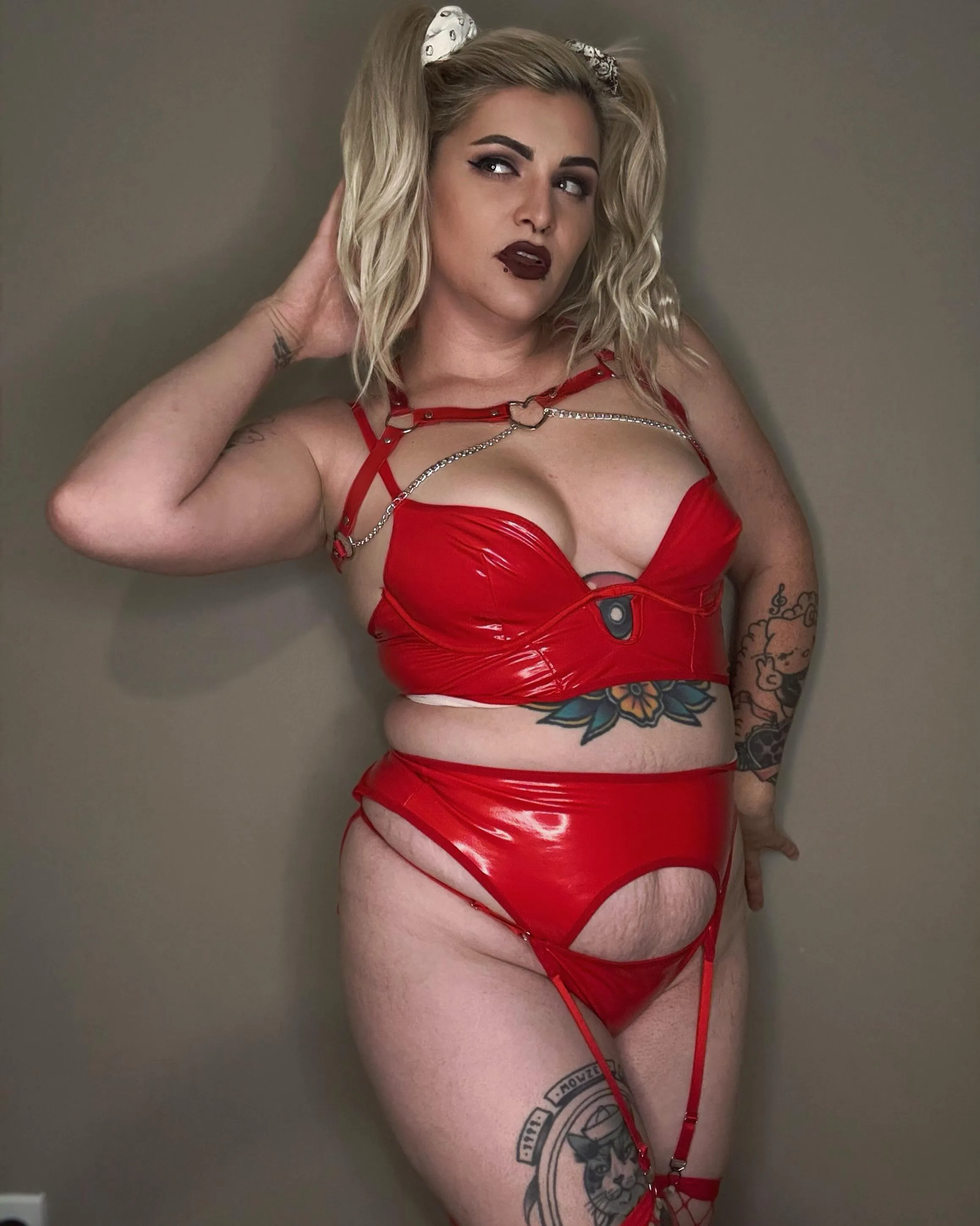 There’s nothing better than putting on a harness and some shiny pvc and letting you know who’s boss