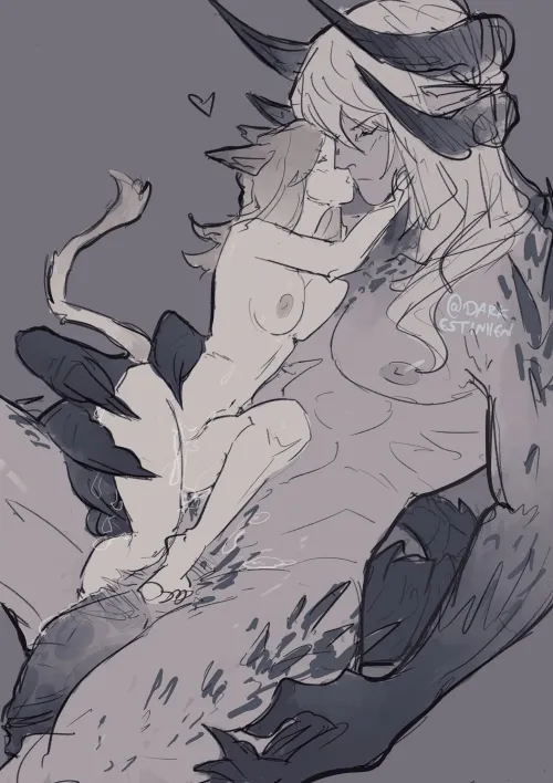 this size diff triggers me sooo much (DarkEstiniien)