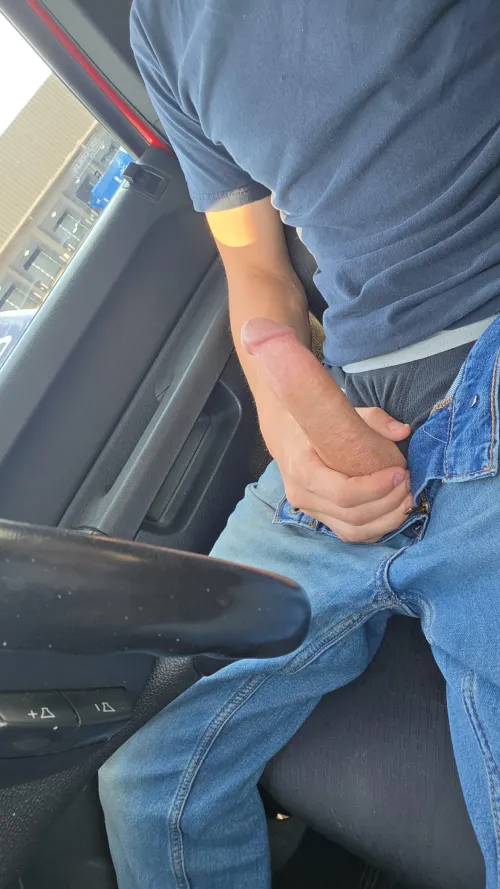 Wish some slut would catch me