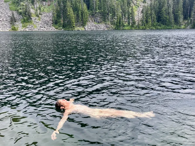 Alpine lake dip