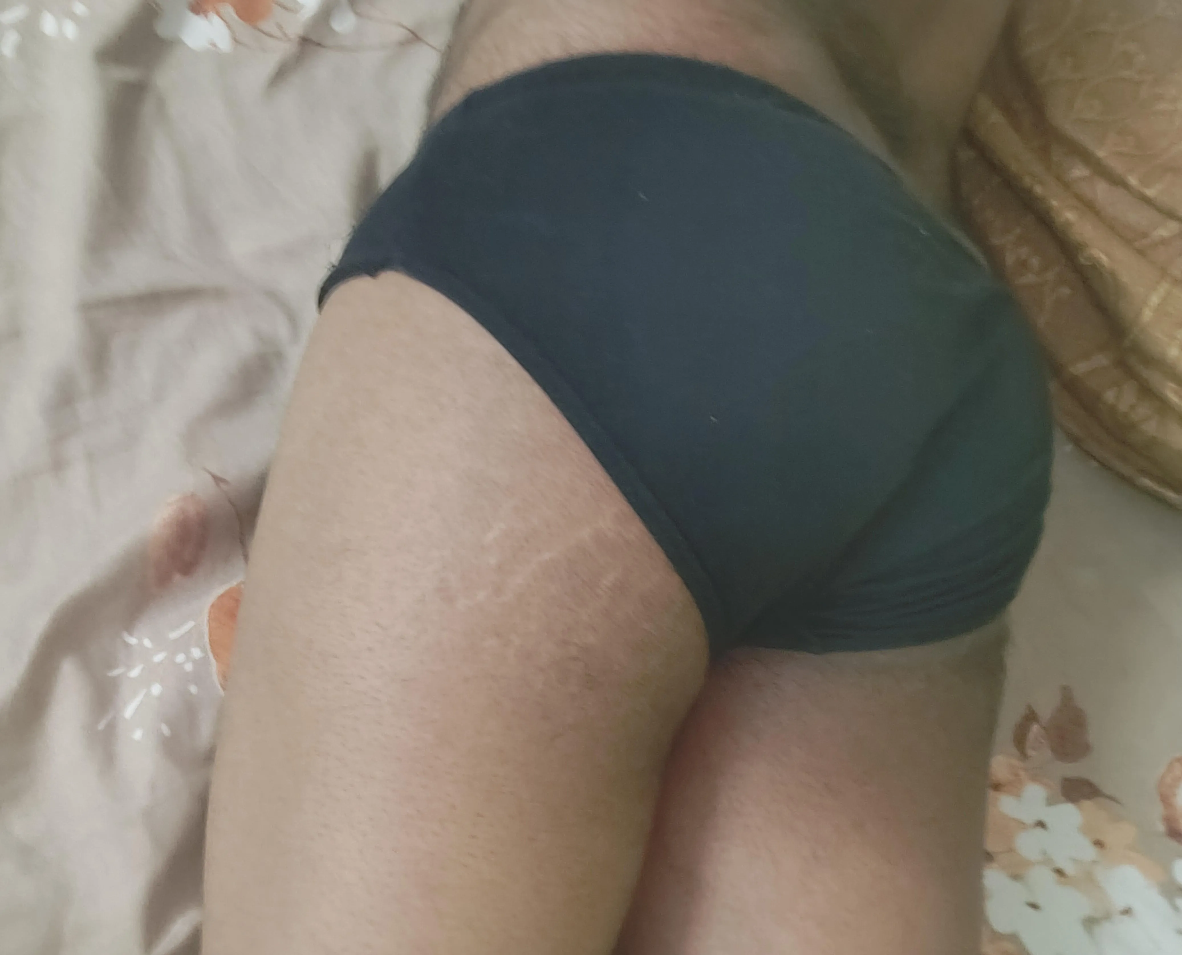 Black looks good on me 🖤