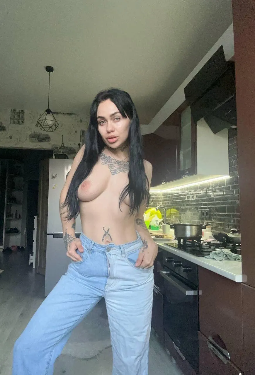 Can't help but show off my best assets!