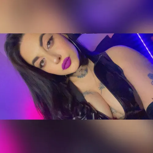 DAMN BRAT VIC GODDESS🥵‼️Fetish friendly [CUSTOM] [DOMME][PREMADE] [fetish]💦[kinks] 🤫[ bg ] What are you waiting for to be mine?