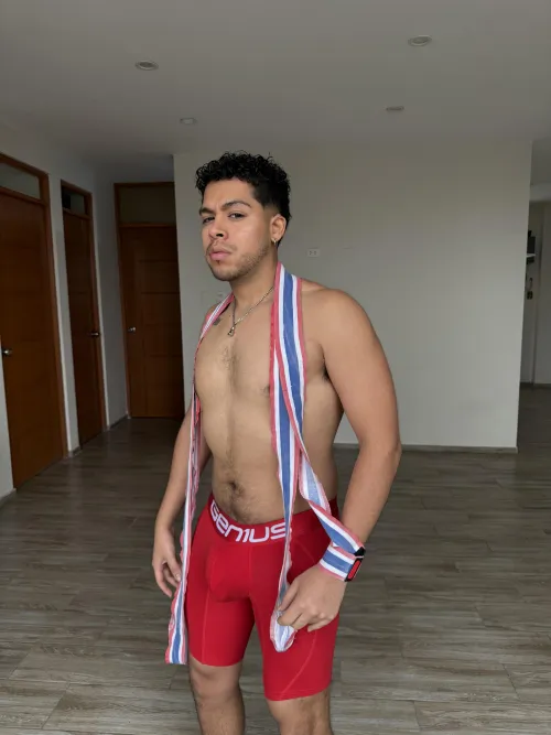 Fighting makes me horny as fuck dick needs to bust