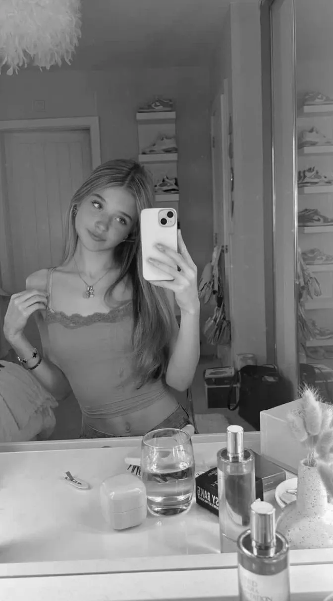 I am your new neighbor wyd?