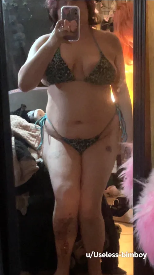 Is this too revealing for the pool? 🫣👙