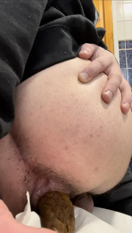 [Selling] Come buy a scat video bundle of mine😈💩💦Dms open (9.9k+ twitter)