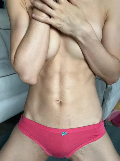 softest arm hair & a bit of 6-pack fuzz too