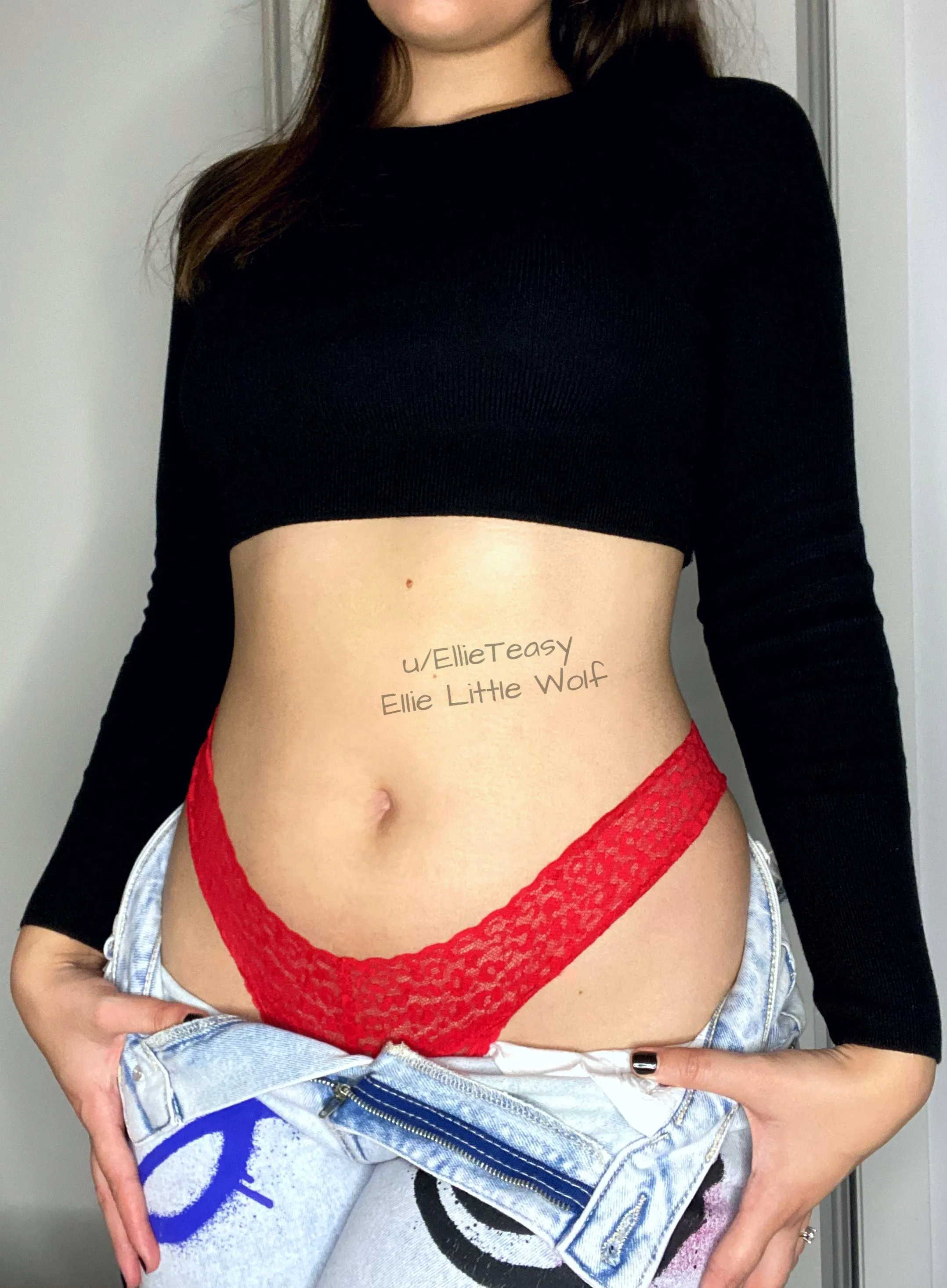 Waking up late and still choosing these flirty little undies..