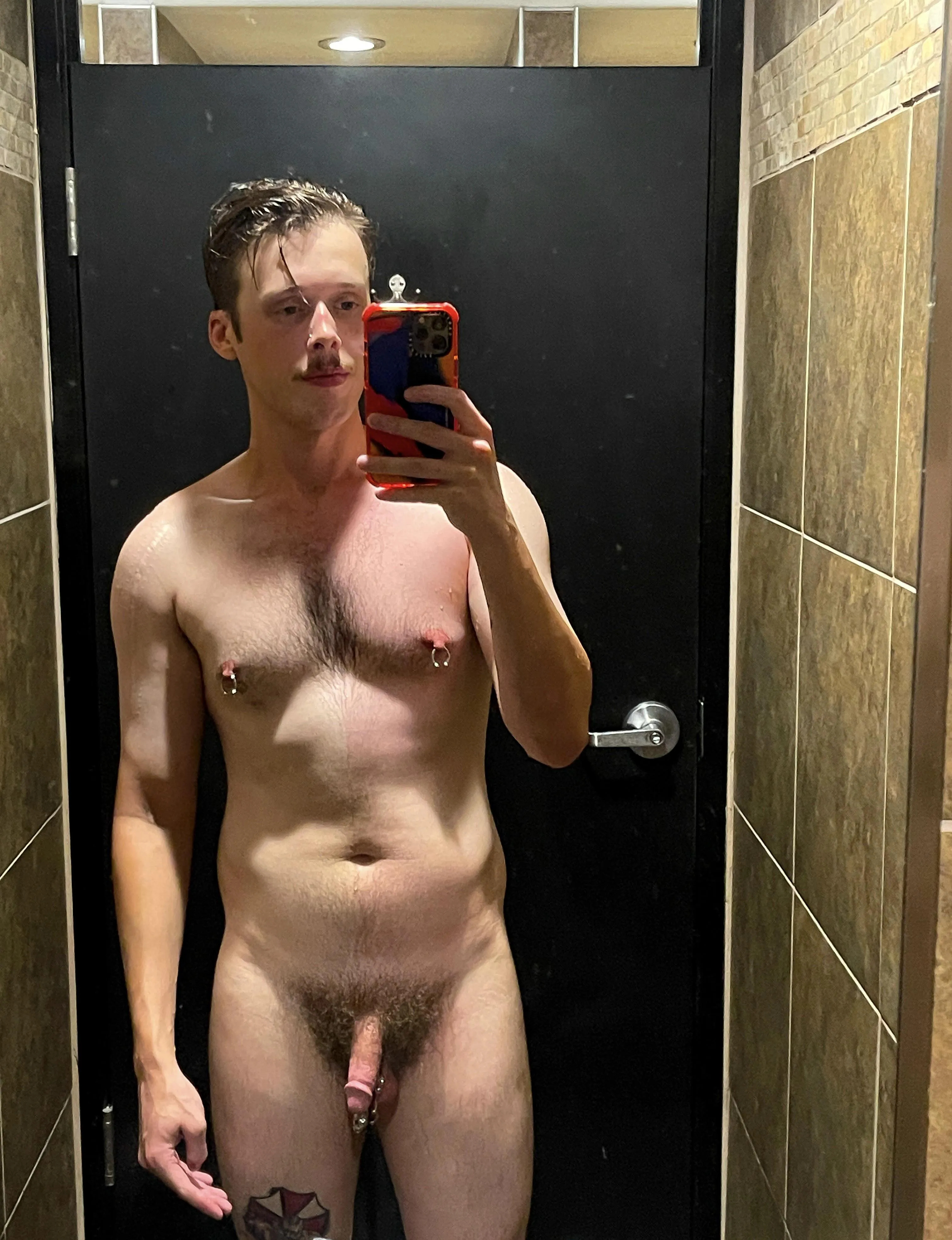 Wonder what guys think when they see my piercings 🤔