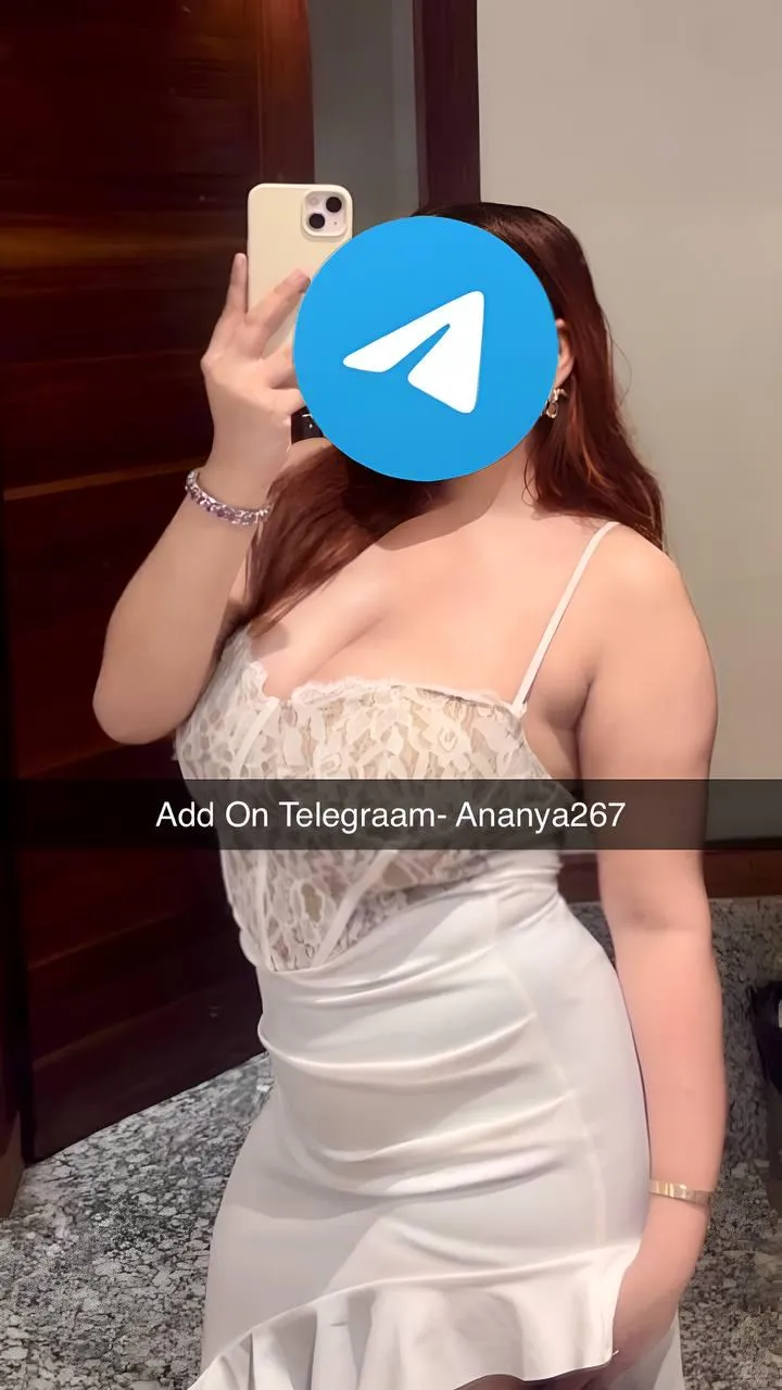 Late night fun? I’m available for sexting And More ... 22 ( F )