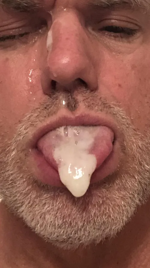My tongue covered in my own cum!!!