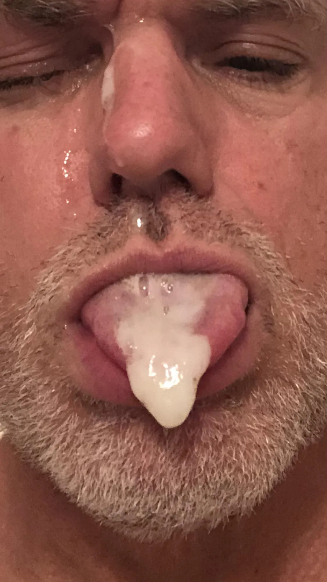 My tongue covered in my own cum!!!