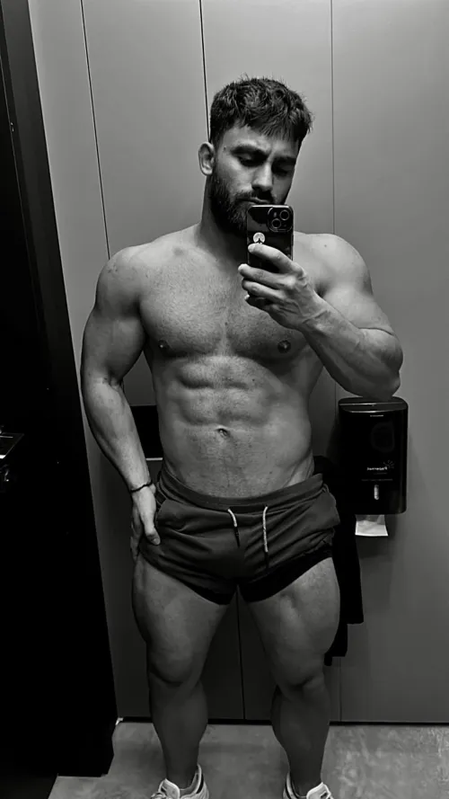 The fattest Ive been lately, should I cut?