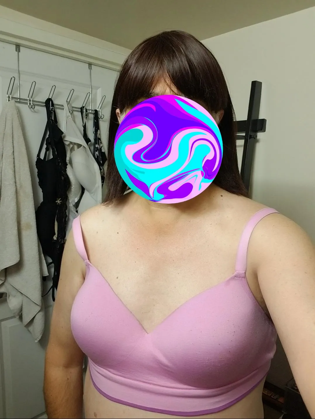 A Walmart bra doesn't look so bad