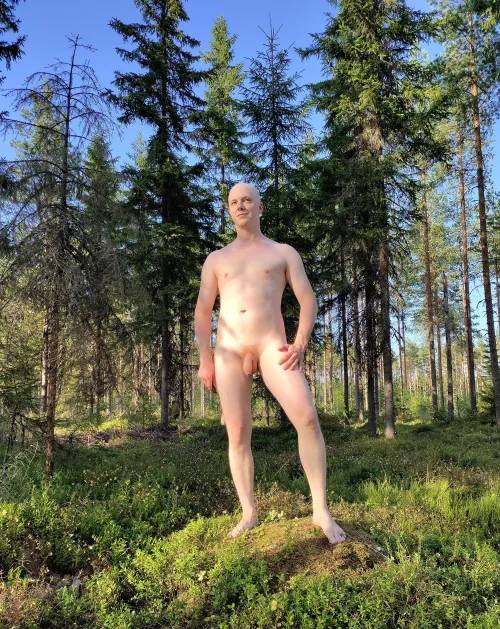 Being nude outside is the best feeling ever!