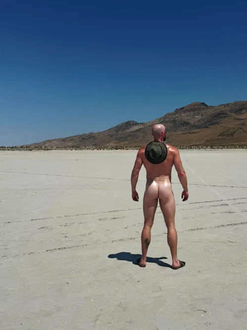 Desert nude adventures