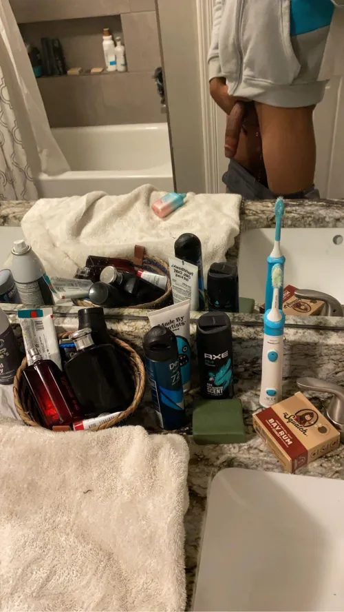 flo wood ms I wana breed a furry so bad 🤤