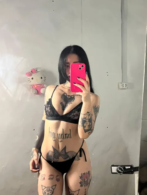 If you are looking for a unicorn/ switch I'm right here F19 from Greenville