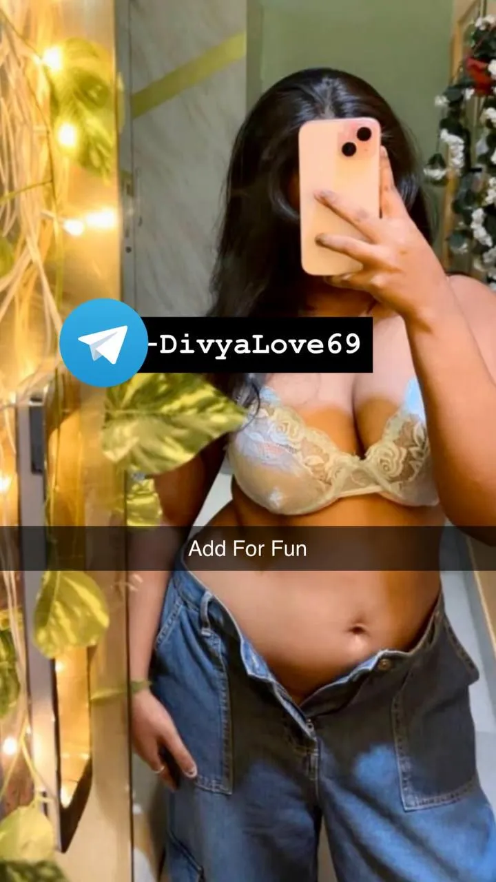 I’m so horny right now… wanna sext and make each other cum? ( F )