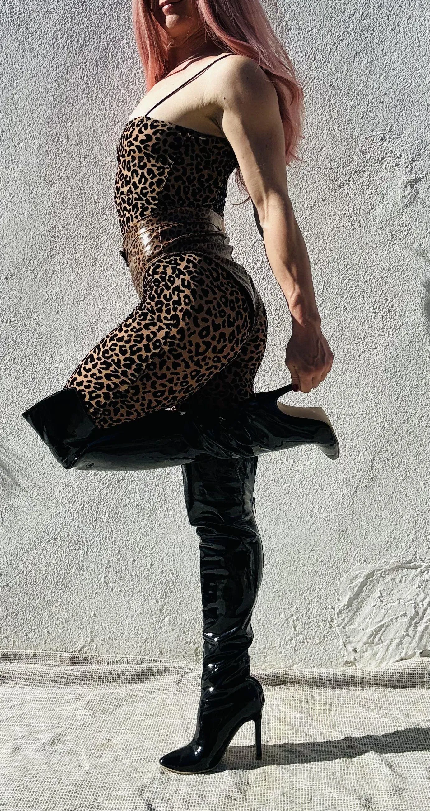 Mas shiny long boots